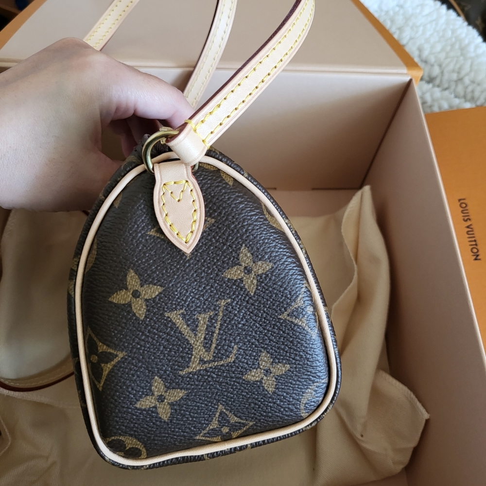 New authentic Louis Vuitton Nano Speedy - Picture 9 of 13